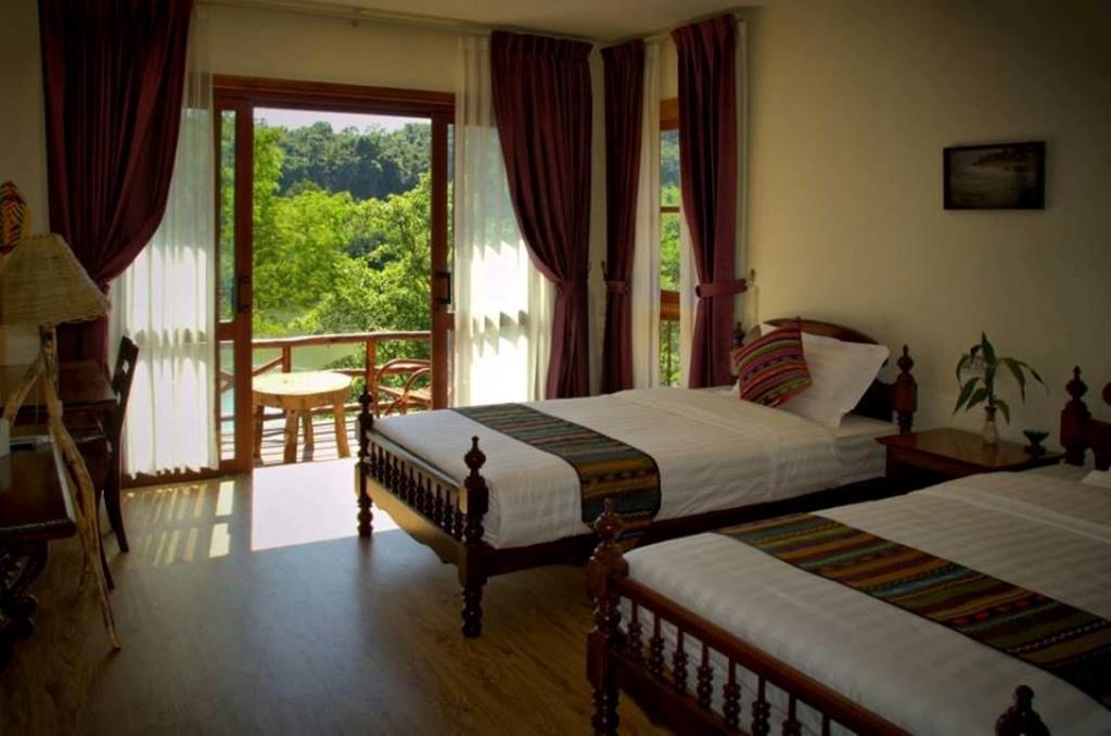Mr. Charles River View Lodge Hsipaw Room photo